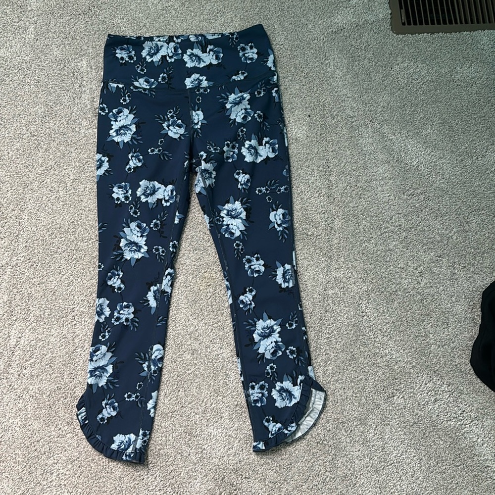 Kate spade capri flower leggings